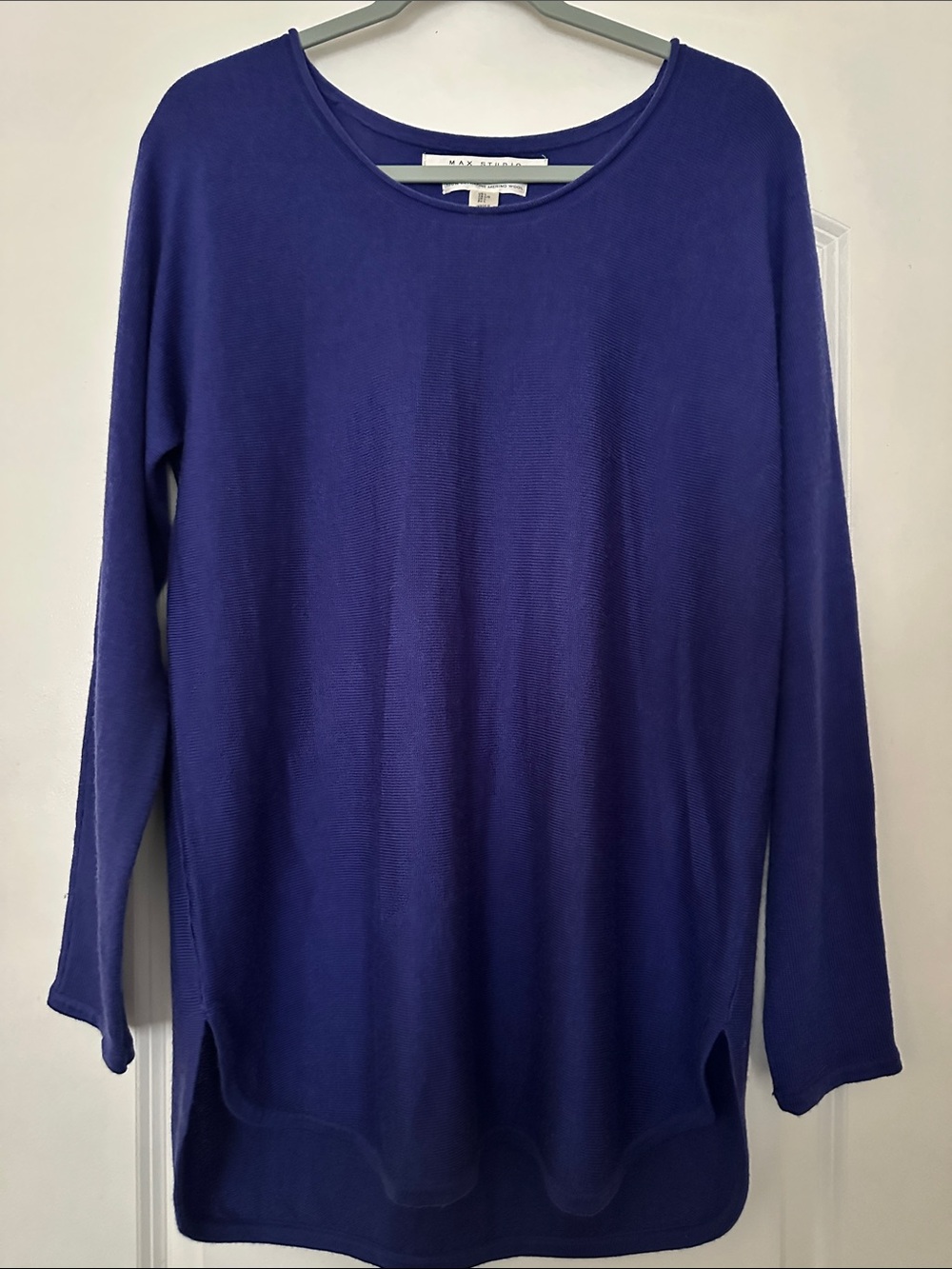 Max Studio 100% Extrafine Merino Wool Long Sleeve Crewneck Tunic